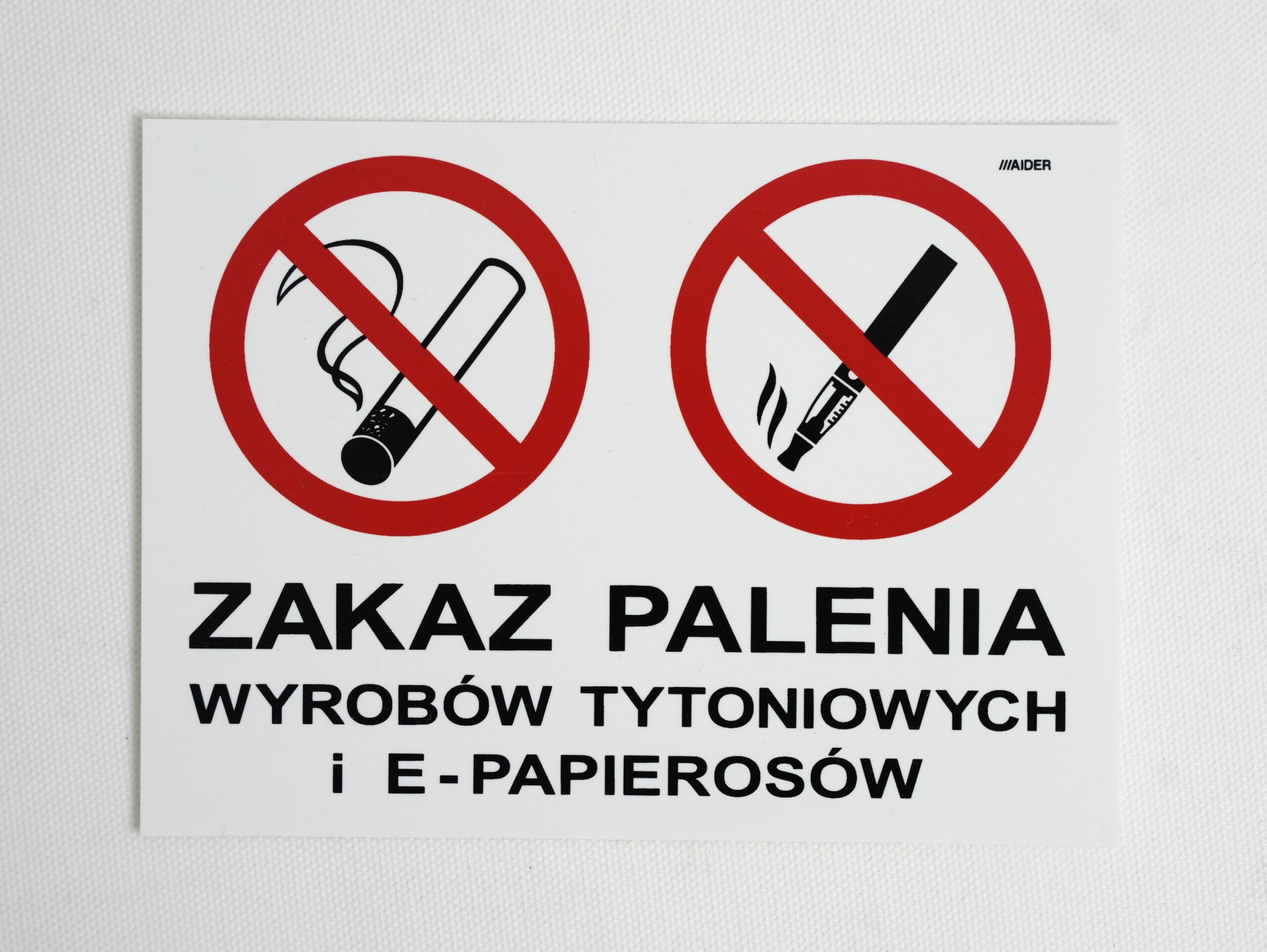 Zakaz palenia wyrobów... Zakaz palenia wyrobów tytoniowych i e-papierosów - obrazek 1